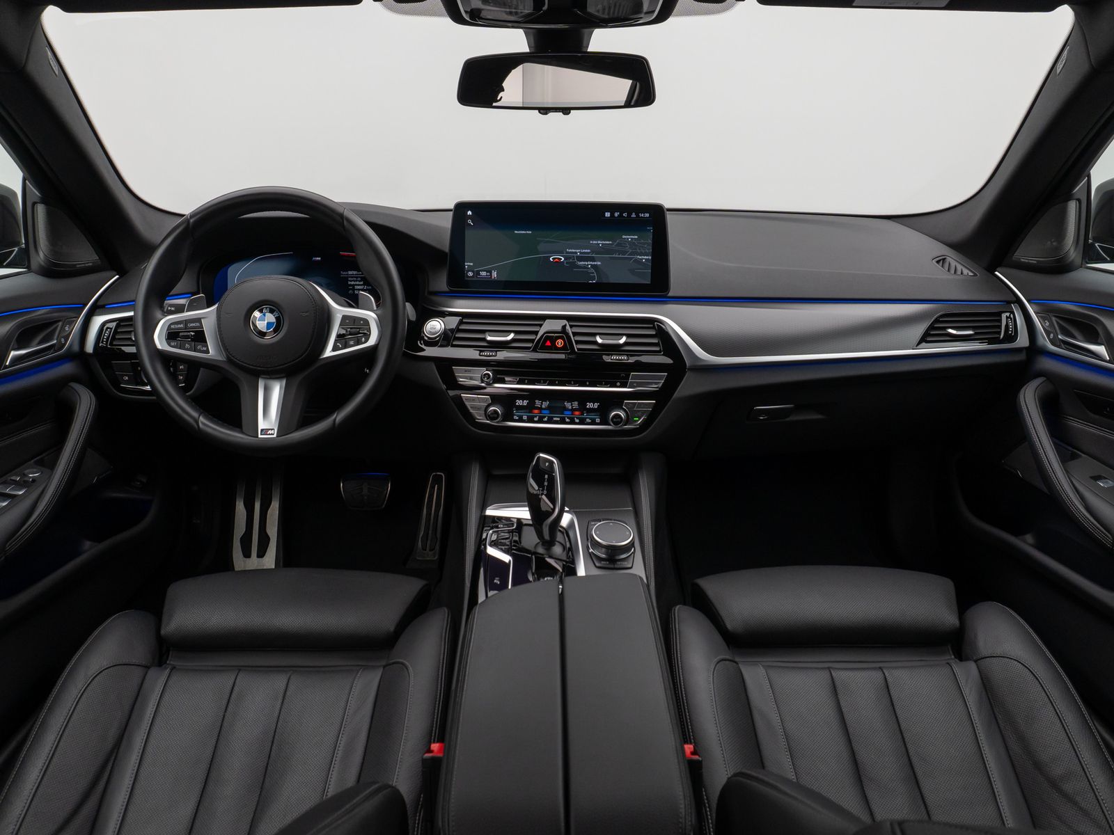 Fahrzeugabbildung BMW 530d xD M Sport Kamera Laser HUD DAN H/K 19Zoll