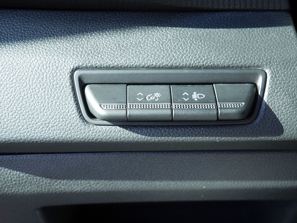 Fahrzeugabbildung Renault Trafic Komfort L1H1 Blue dCi 110 PDC AHK LED