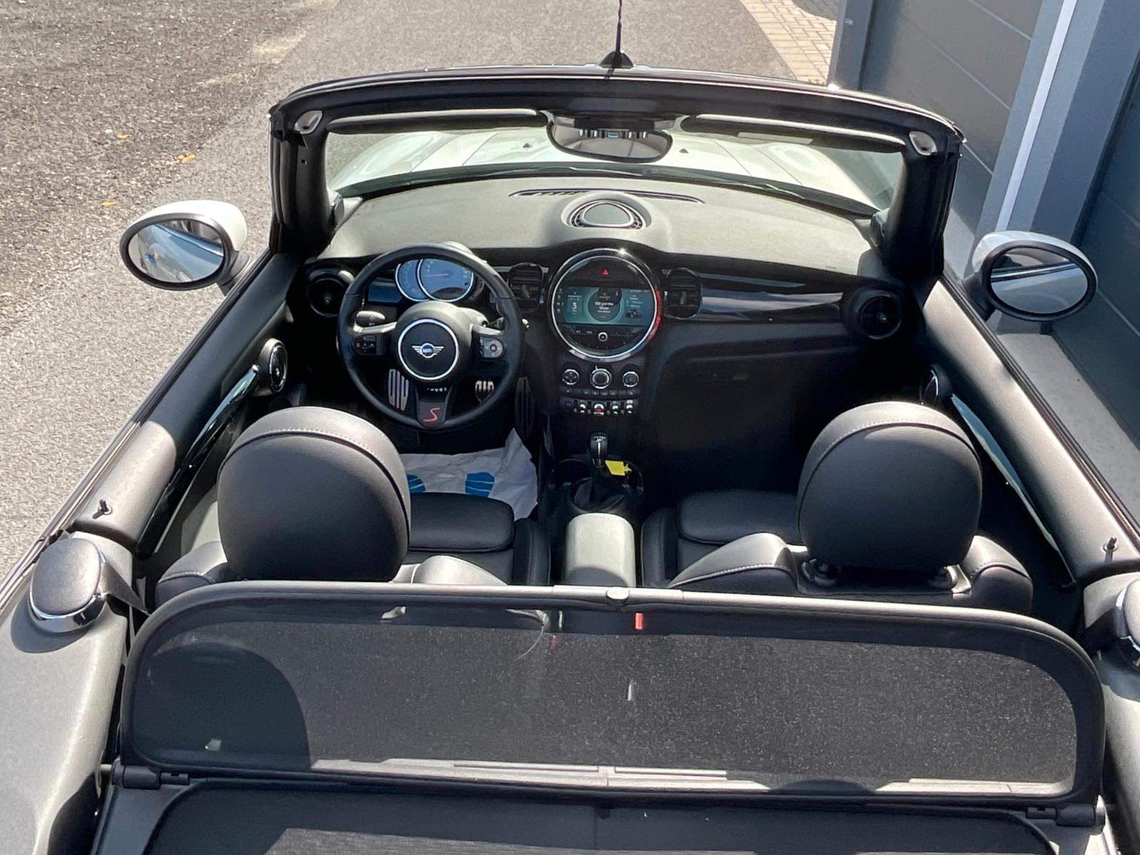 MINI COOPER S CABRIO Classic Trim - Harman Kardon
