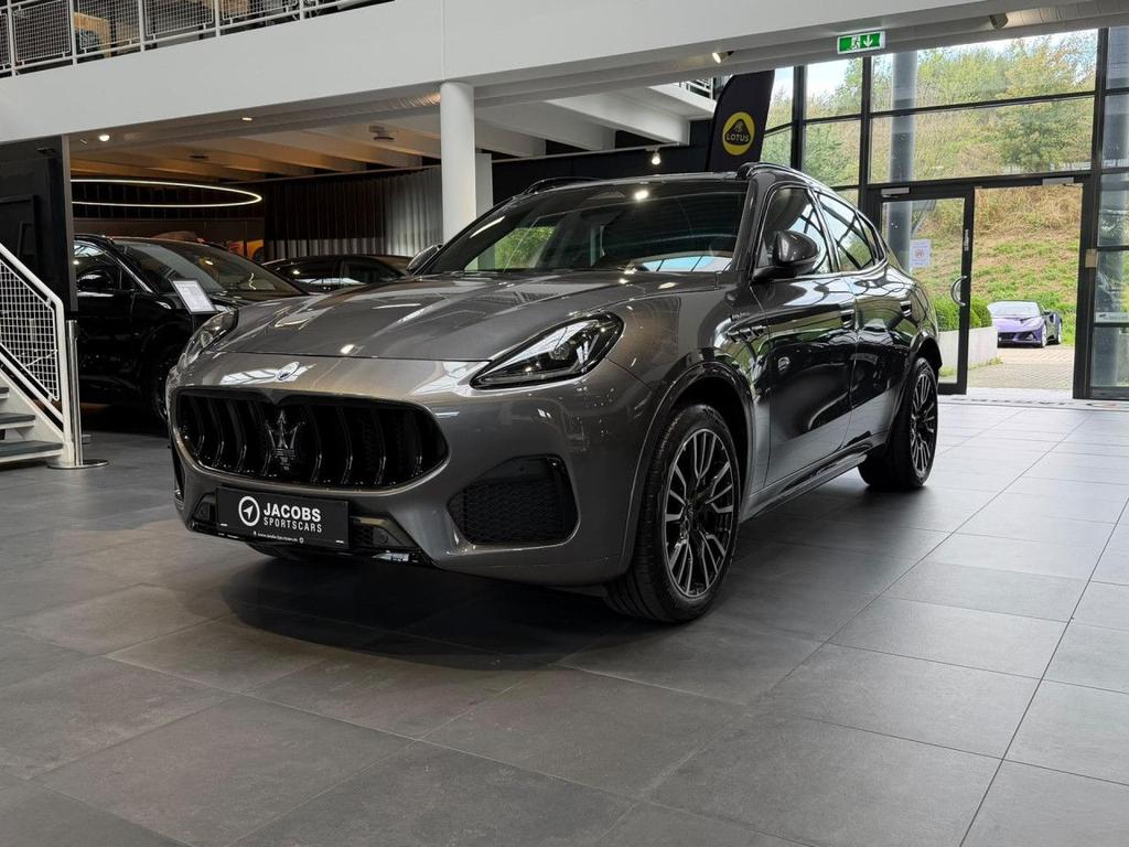 Maserati Grecale Modena HUD Carbon Premium Soundsystem 2023