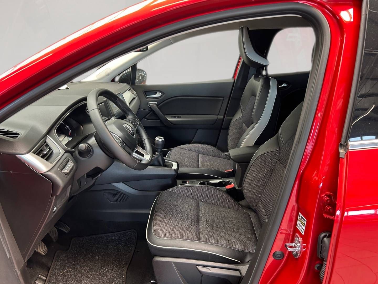 Fahrzeugabbildung Renault Captur TCe 100 LPG Intens