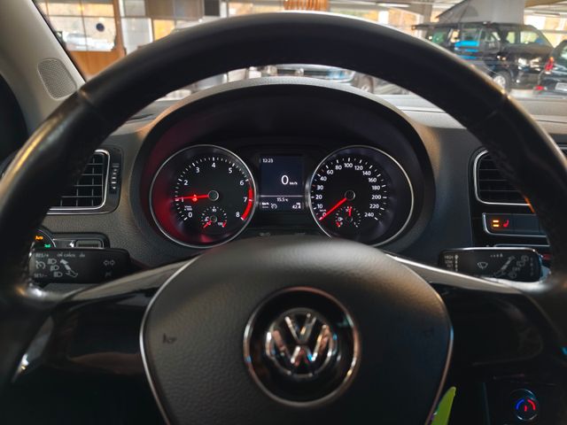 Polo V Sound *PDC*Tempomat*Klimatronic*