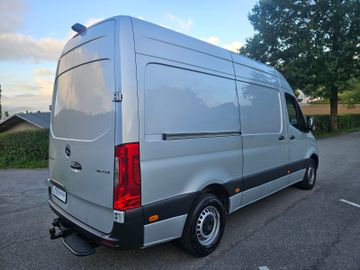 Mercedes Sprinter - 2