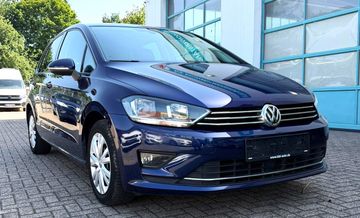 Volkswagen Golf - 1