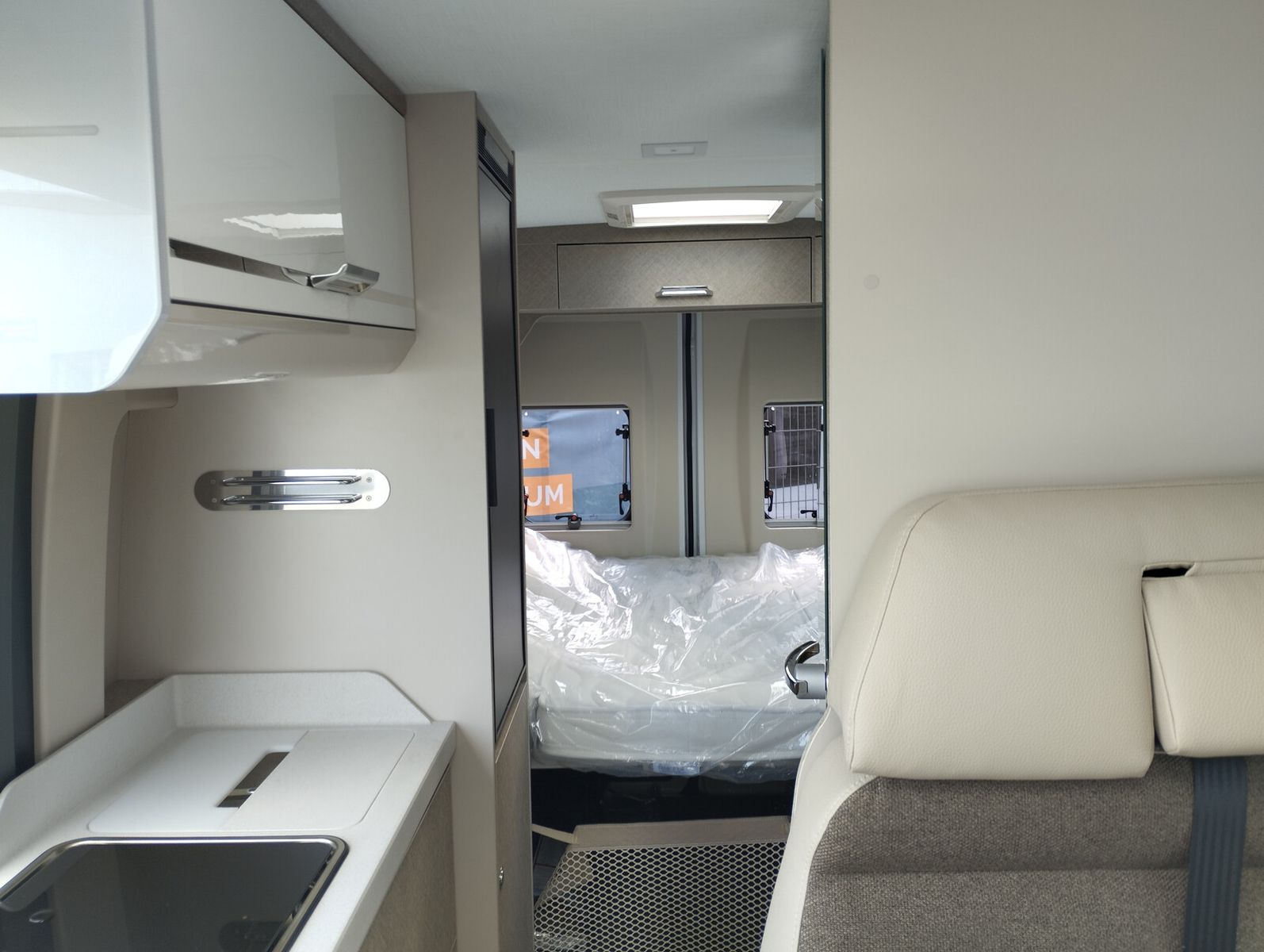 Fahrzeugabbildung Karmann Davis Lifestyle DA 590 LS Panorama Dachfenster