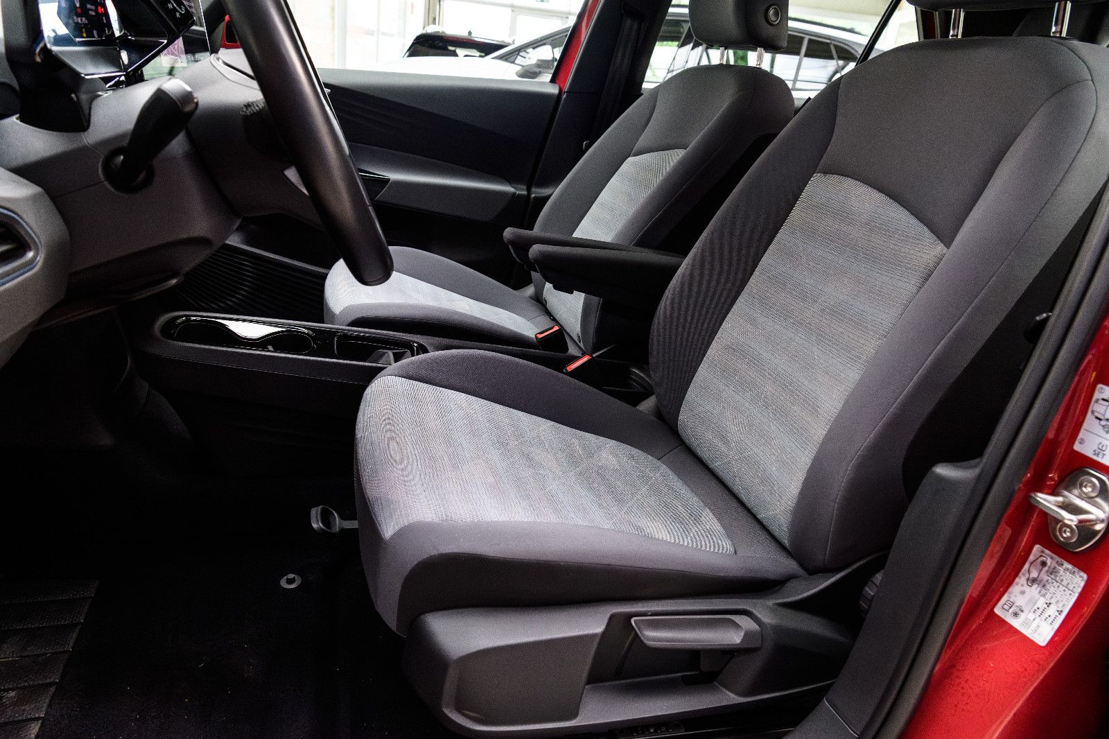 Fahrzeugabbildung Volkswagen ID.3 Pro LED+NAVI+KEYLESS+360°KAM+TRAVEL+62 kW/h