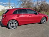 Mercedes-Benz A250e Progr*Night*Pano*HUD*Distr*Gar*Vollausst - mit Hybrid-Antrieb: Rot, Schiebedach, Limousine