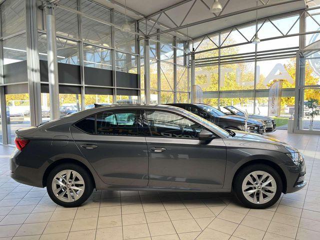 Skoda Octavia 1,5 eTSI DSG Selection ACC Winter Kam