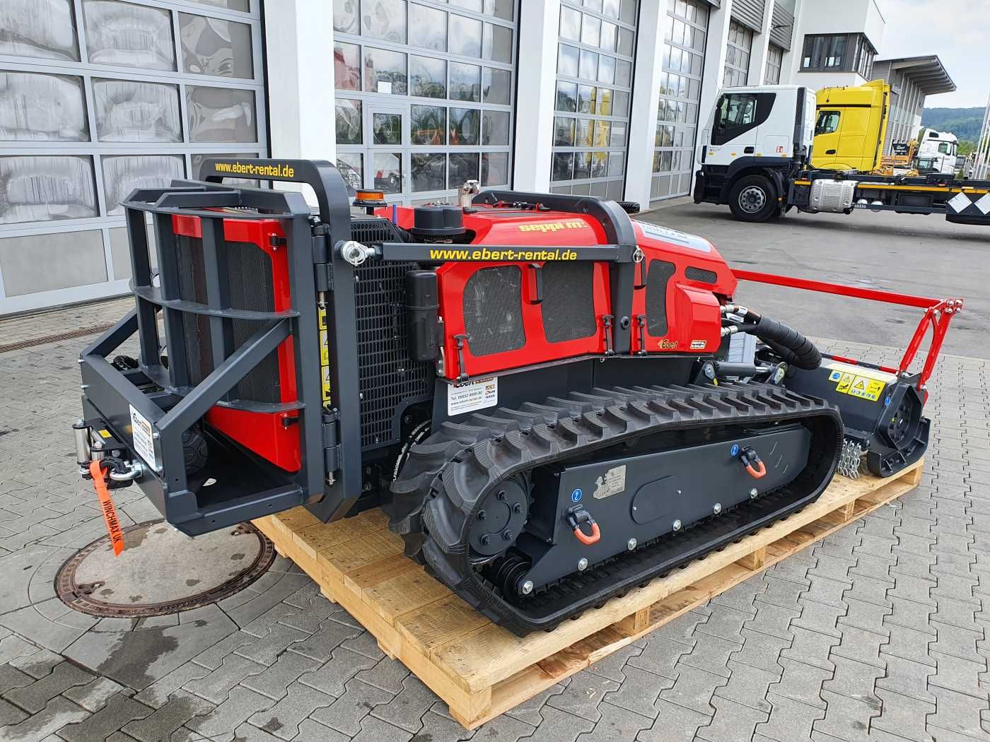 Fahrzeugabbildung Andere Seppi M. MAX 75 LE 75 PS Raupe / Mulcher / Funk