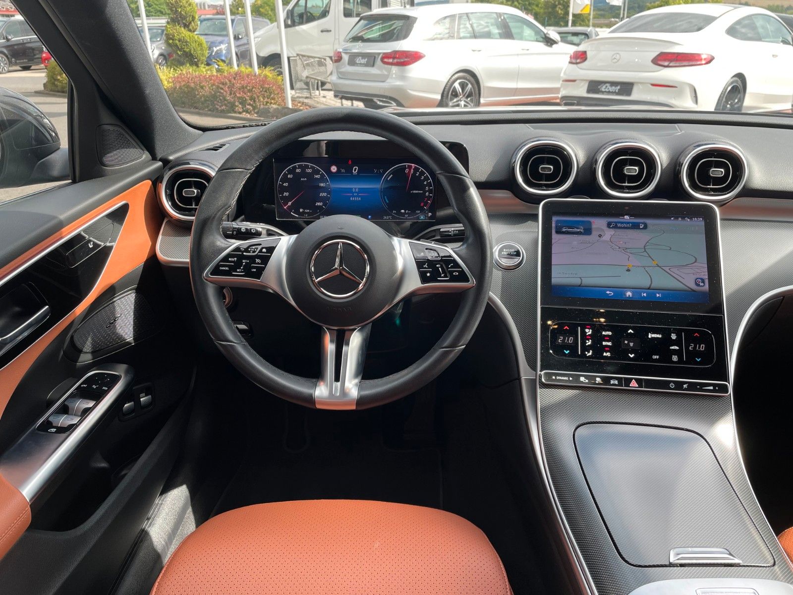 Fahrzeugabbildung Mercedes-Benz C 300 e T AVANTGARDE R-Kamera+TOTW+Carplay