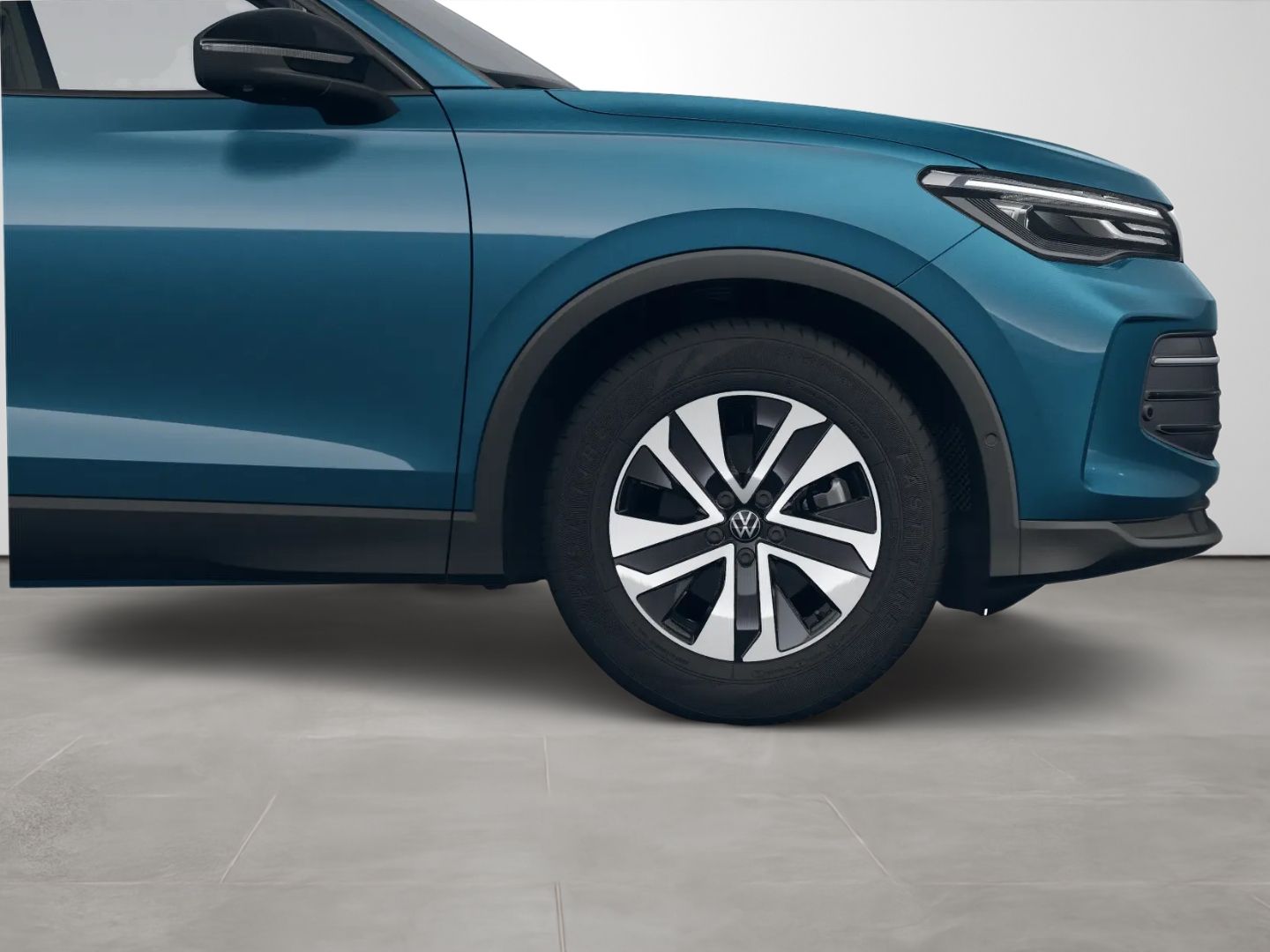 Tiguan 1.5 eTSI "ENERGY" *AHK*NAVI*KEYLESS*LED*