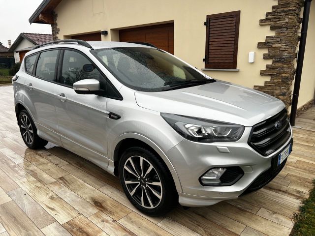 Ford Kuga 1.5 EcoBoost 120 CV S&S 2WD ST-Line