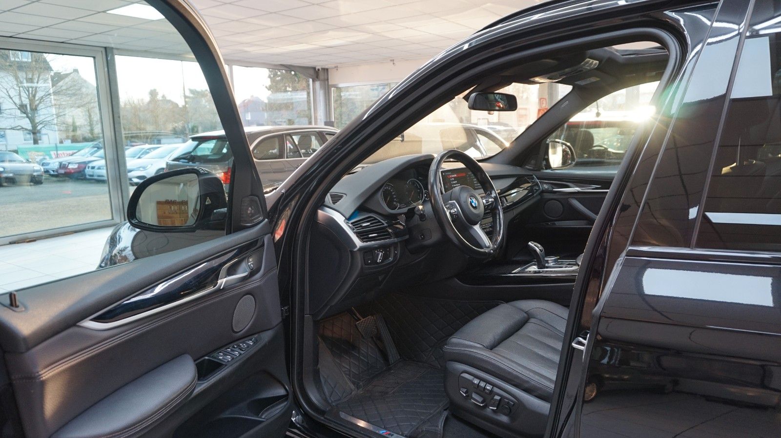 Fahrzeugabbildung BMW X5 xDrive 40 d