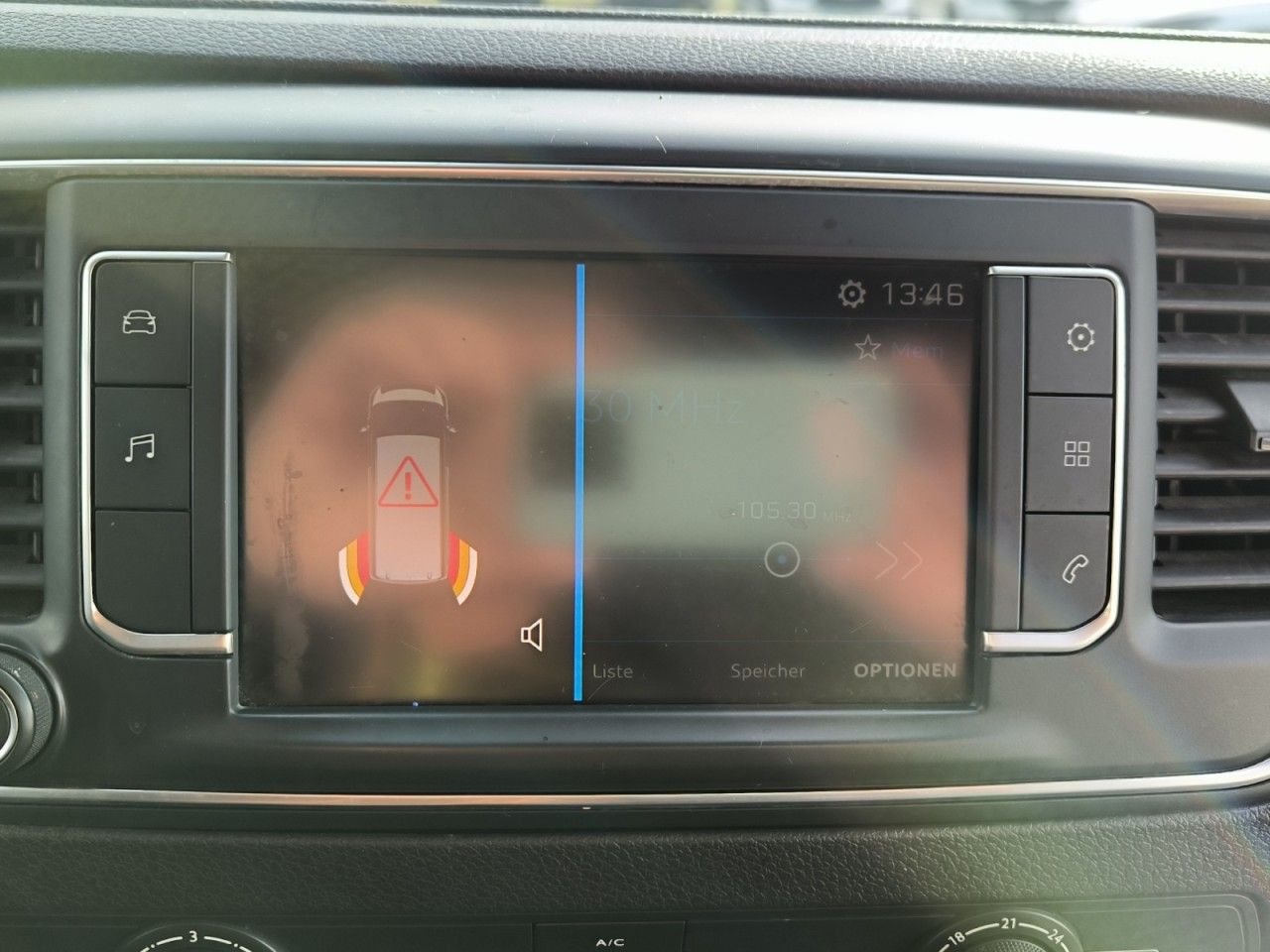 Fahrzeugabbildung Peugeot Expert Kasten Premium L2 / M - AHK uvm.