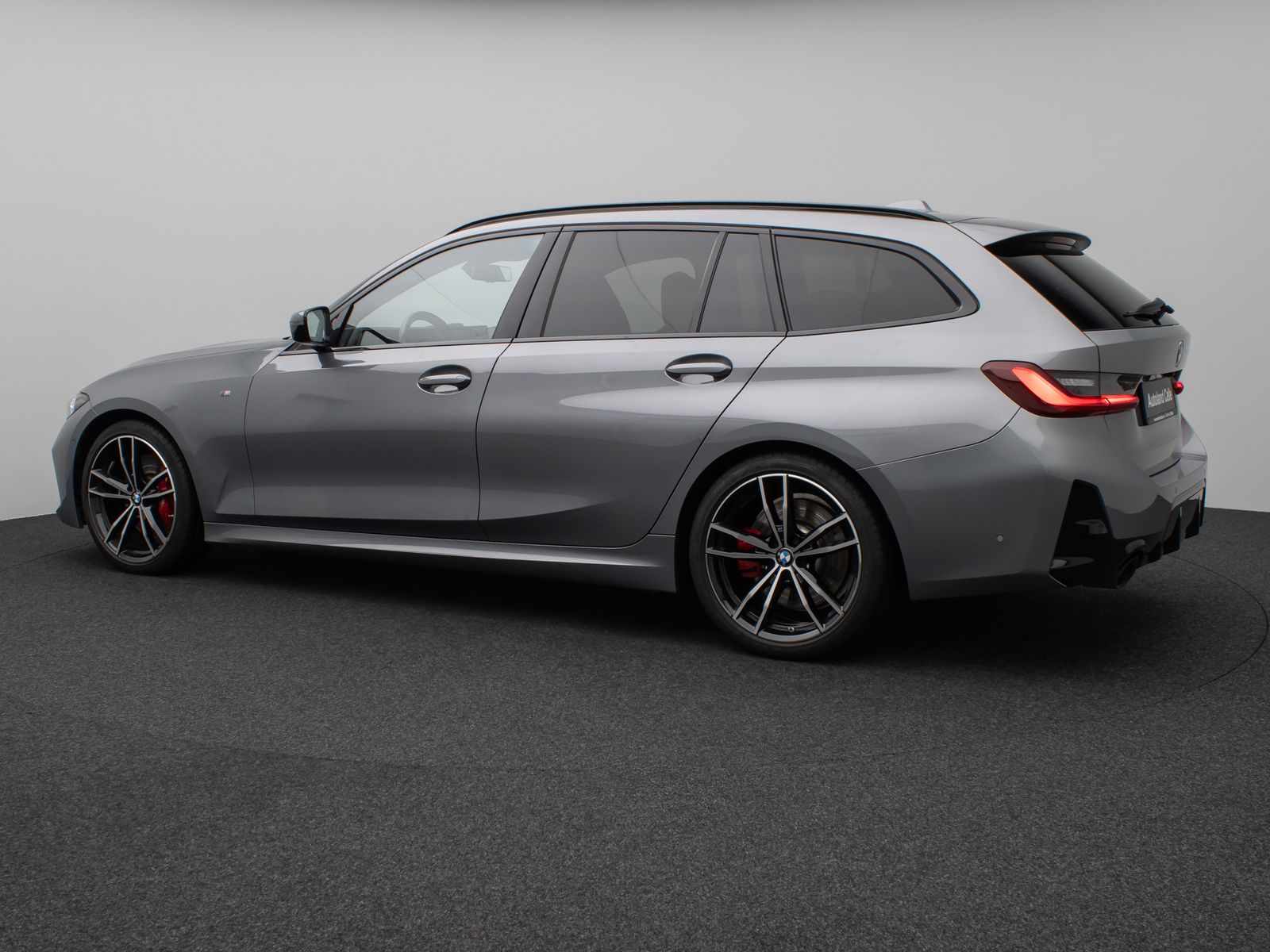 Fahrzeugabbildung BMW 330d M Sport Pro Panorama Kamera DAB H/K HUD