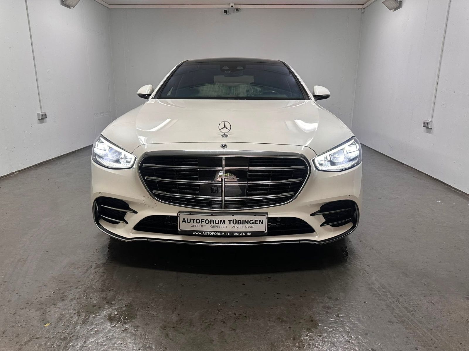 Fahrzeugabbildung Mercedes-Benz S 500 4MATIC L *AMG-LINE*PANORAMA*TV*STANDH*