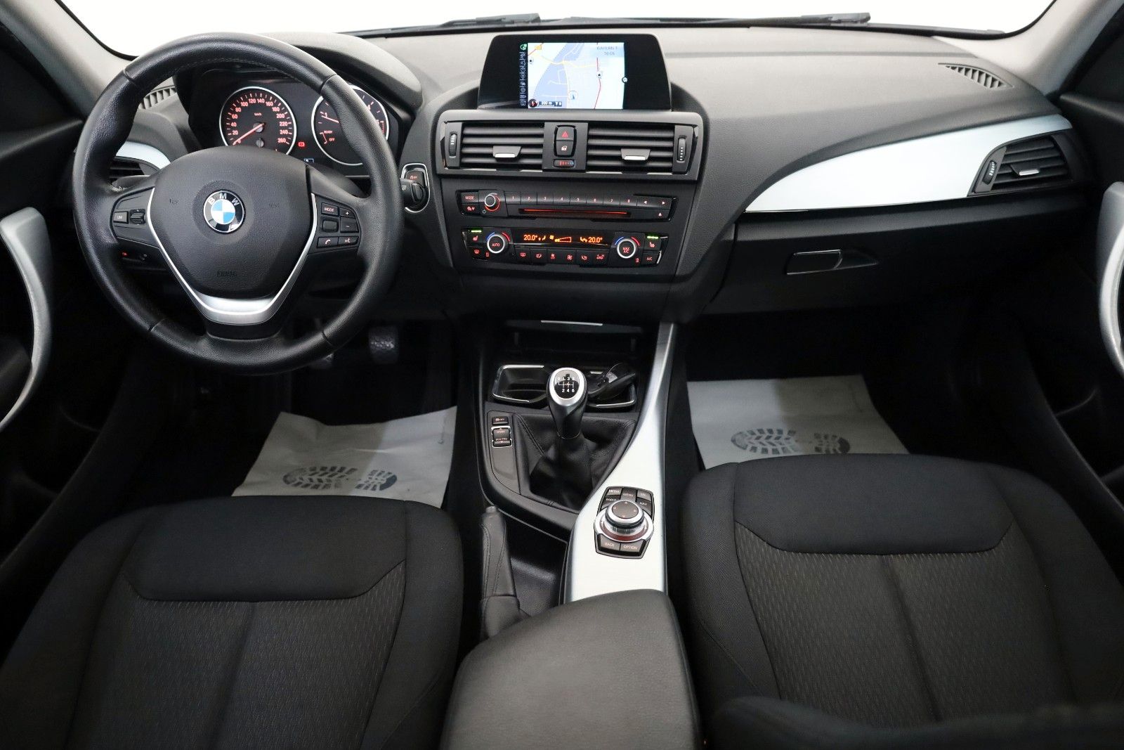 Fahrzeugabbildung BMW 120d 5-trg. Advantage Navi,Xenon,SH,PDC,SR+WR