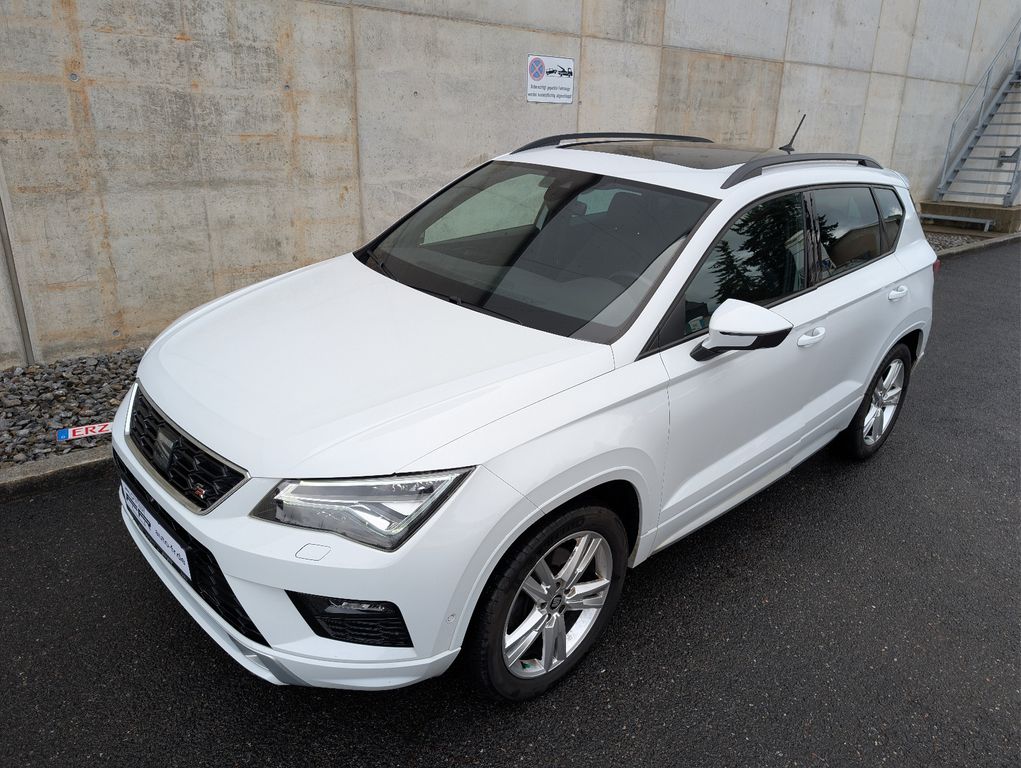 SEAT Ateca FR 4Drive 2,0TSI 190PS DSG LED Pano 1.Hand SEAT Ateca FR 4Drive 2,0TSI 190PS DSG LED Pano 1.Hand