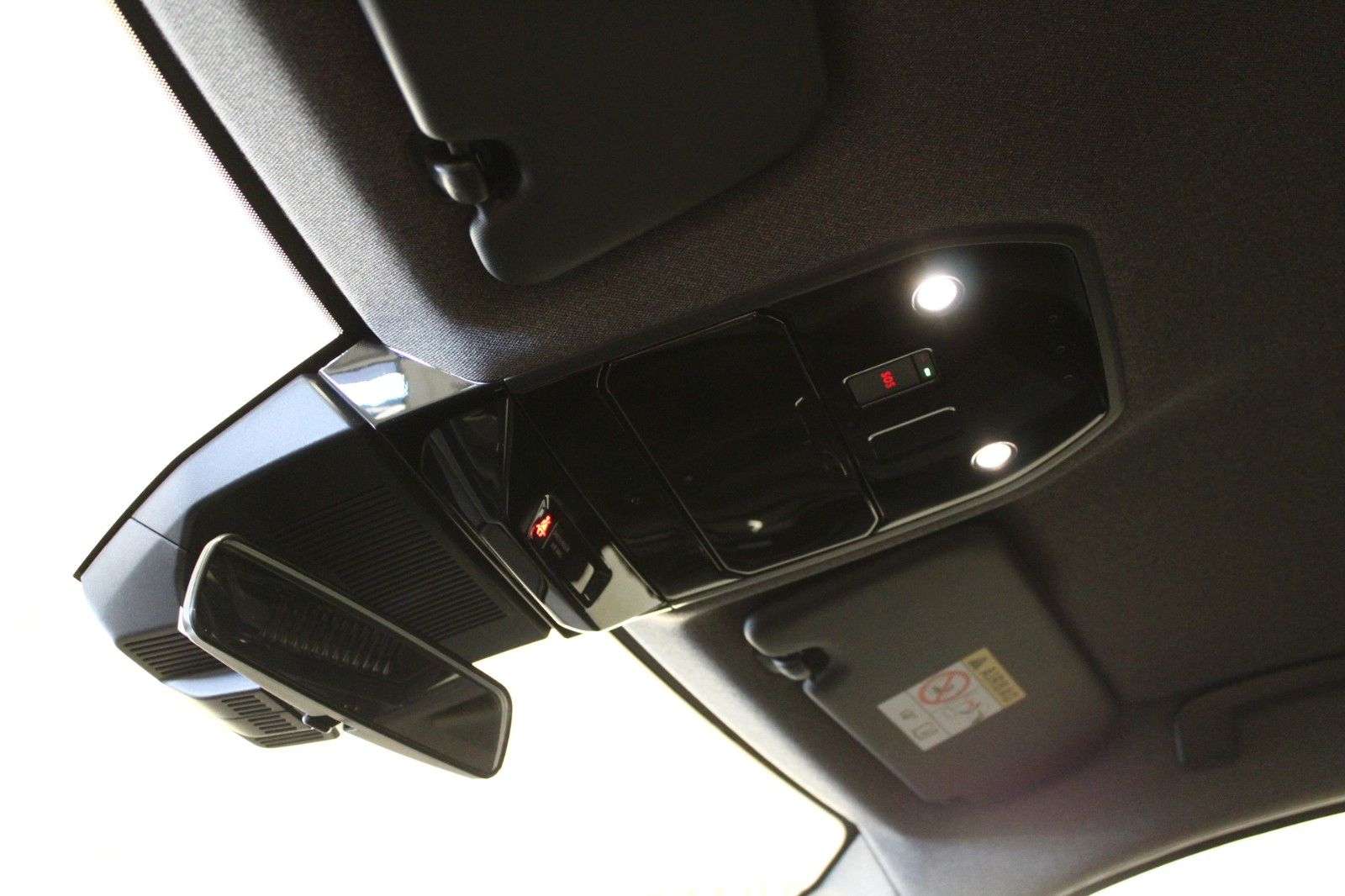 Fahrzeugabbildung Renault Austral Mild Hybrid 140 Automatik Equilibre City