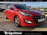 Hyundai i30 1.4 YES! Gold+1.HAND+NAVI+KAMERA+SHZ+SR+WR - gebrauchte Hyundai i30 aus dem Jahr 2015