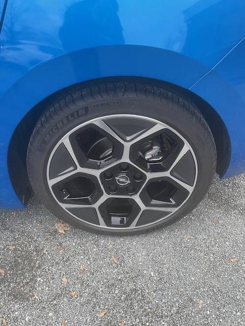 Fahrzeugabbildung Opel Astra L Lim. 96KW AT
