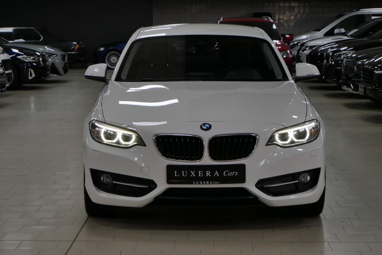 BMW 220d Coupe Aut. Sport Line Leder Navi Xenon