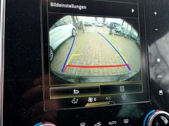 Fahrzeugabbildung Scenic IV BOSE Edition 1.7 BLUE dCi Kamera+Sitzh
