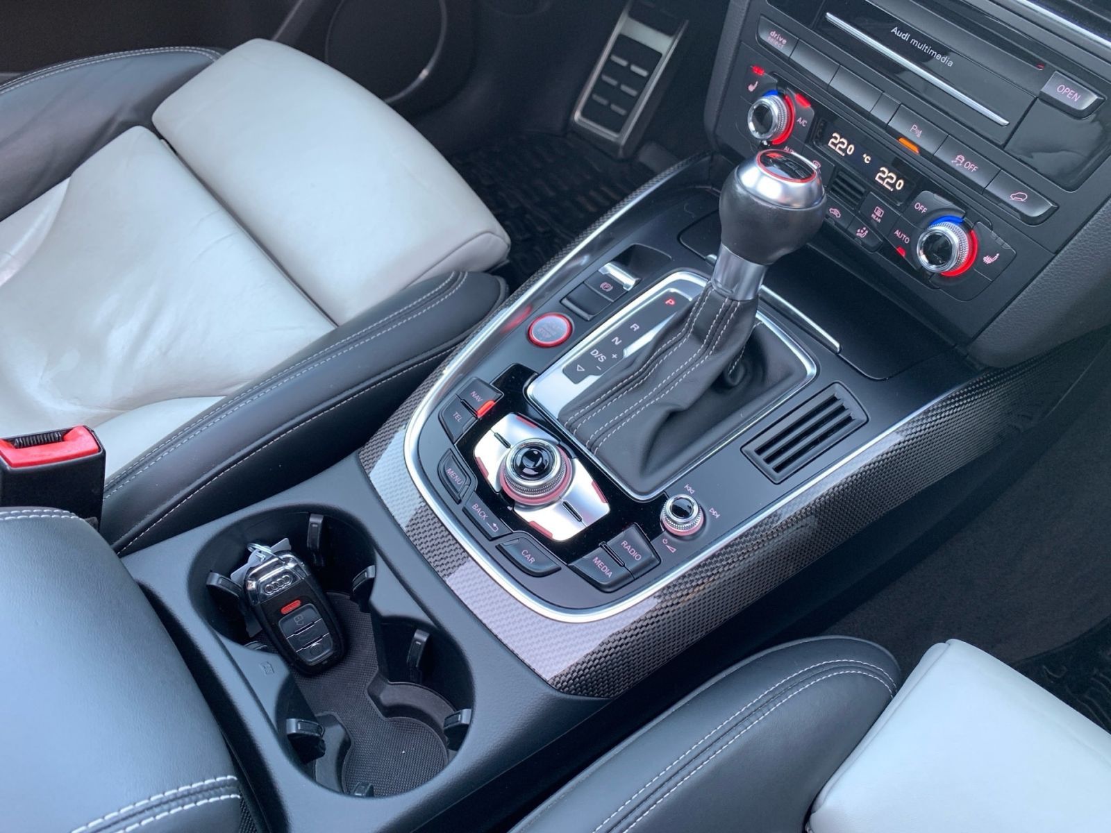 Fahrzeugabbildung Audi SQ5 3.0 TSFI quattro Automatik