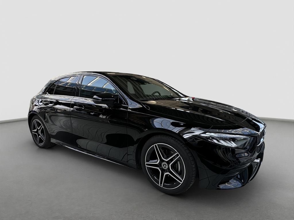Fahrzeugabbildung Mercedes-Benz A 200 Kompaktlimousine AMG Line*Night Paket*LED
