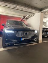 Volvo D5 AWD R Design 360 Kamera,7Sitzer,Pano,Harman/K