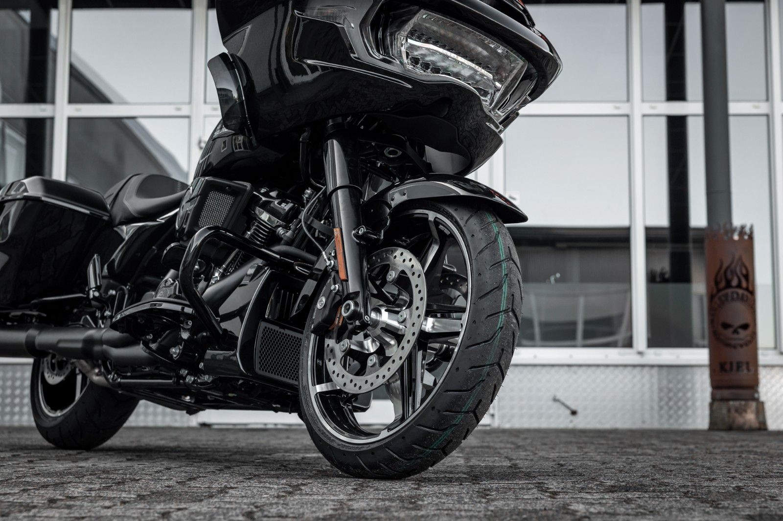 Fahrzeugabbildung Harley-Davidson ROAD GLIDE FLTRX 117ci MY25 - SOFORT VERFÜGBAR