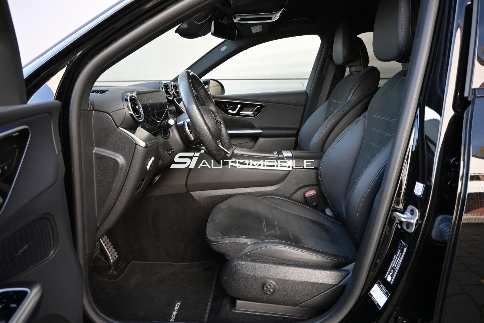 Fahrzeugabbildung Mercedes-Benz GLC 300 e 4M AMG Adv.+°NIGHT°ACC°MEMORY°20"°360°