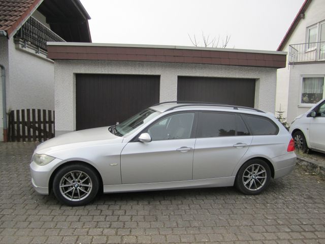 BMW 318i E91 Touring 16"-Alu/Klima/PDC/SHZ/Reling!!!