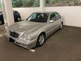 Mercedes-Benz Mercedes E240 2.6 ROSTFREI 105 TKM - Mercedes-Benz E 240: T
