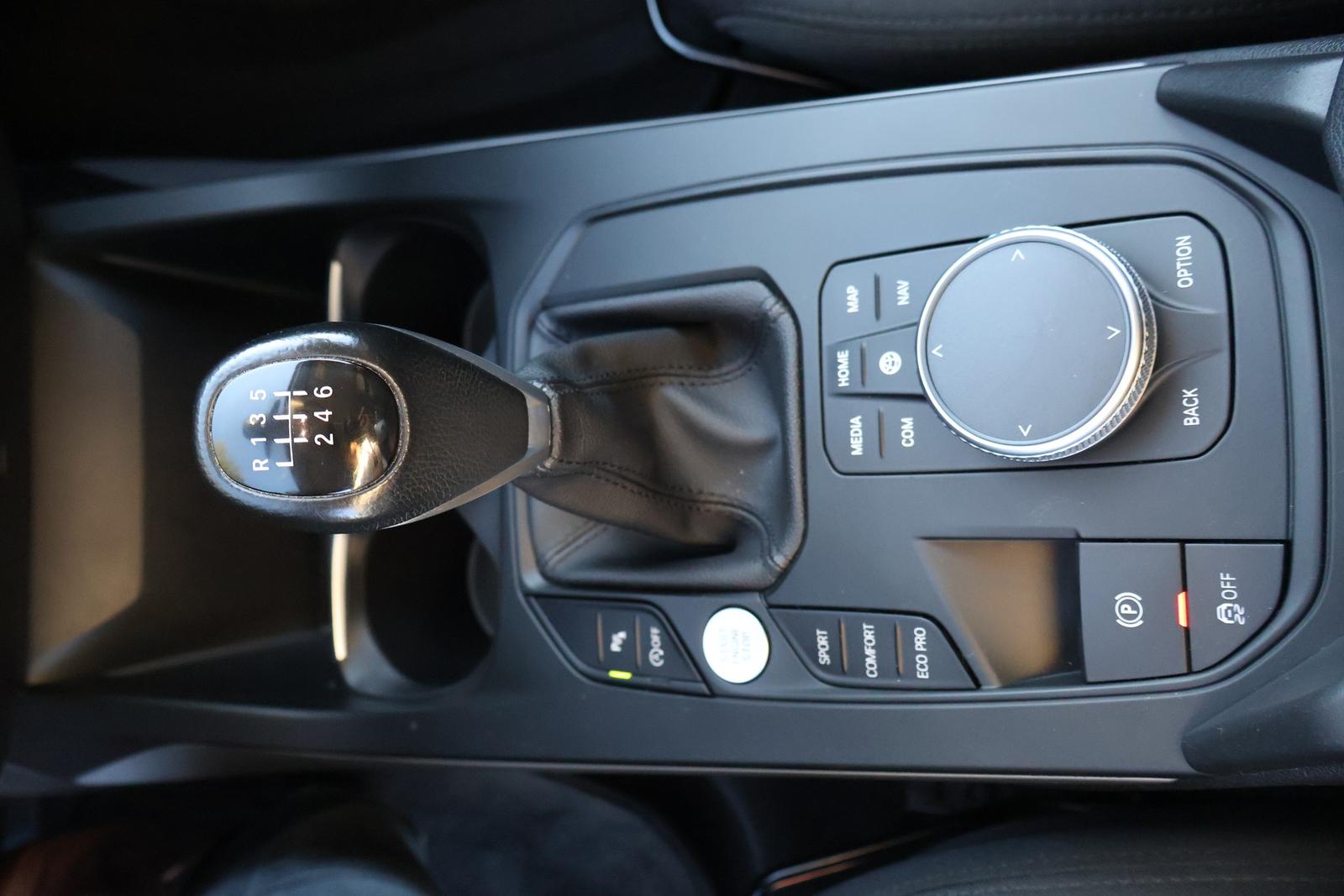BMW 118 i Advantage LED Navi Sitzheizung Tempomat DAB, миниатюра 17