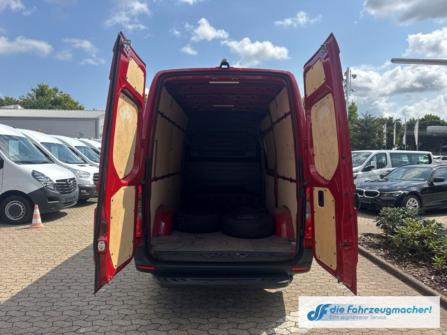 Fahrzeugabbildung Mercedes-Benz Sprinter Kasten 314CDI L2 H2 Rückfahrkam Klima