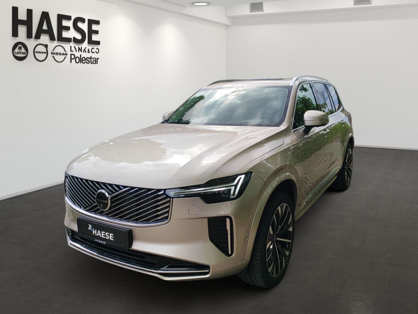 Volvo XC90 Plus Bright Recharge Plug-In Hybrid AWD 7-S
