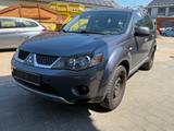 Mitsubishi Outlander 2.0 DI-D Instyle 7 SITZER - gebrauchte Mitsubishi Outlander aus dem Jahr 2008