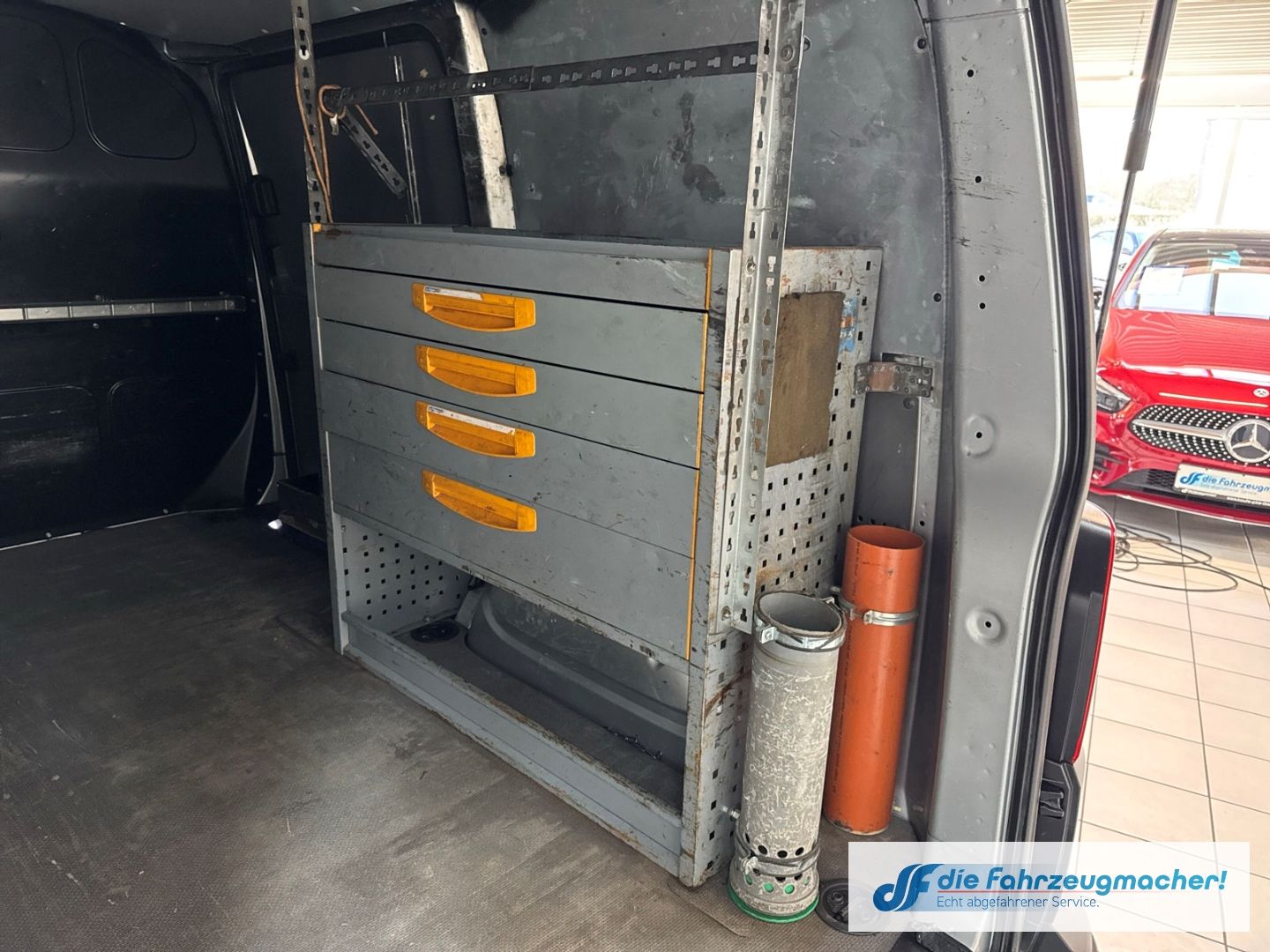 Fahrzeugabbildung Volkswagen T6.1 Transporter Kasten FWD Navi LED ACC Apple C