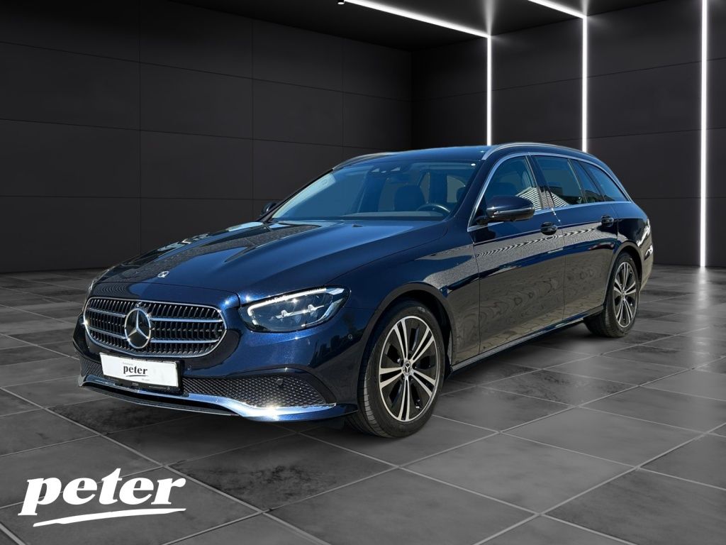 MERCEDES-BENZ E 220 d T Avantgarde/LED/HUD/Distronic/360°K/