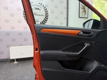 Volkswagen T-Roc - 9
