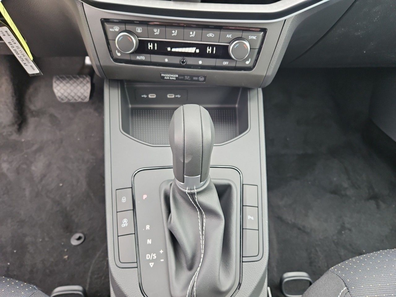 Fahrzeugabbildung SEAT Ibiza Style 1.0 TSI DSG Winterpaket Climatronic