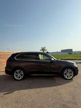 BMW X5 M50 M50d - - BMW X5 M50 aus 2017