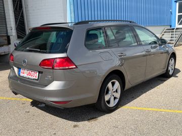 Volkswagen Golf - 5