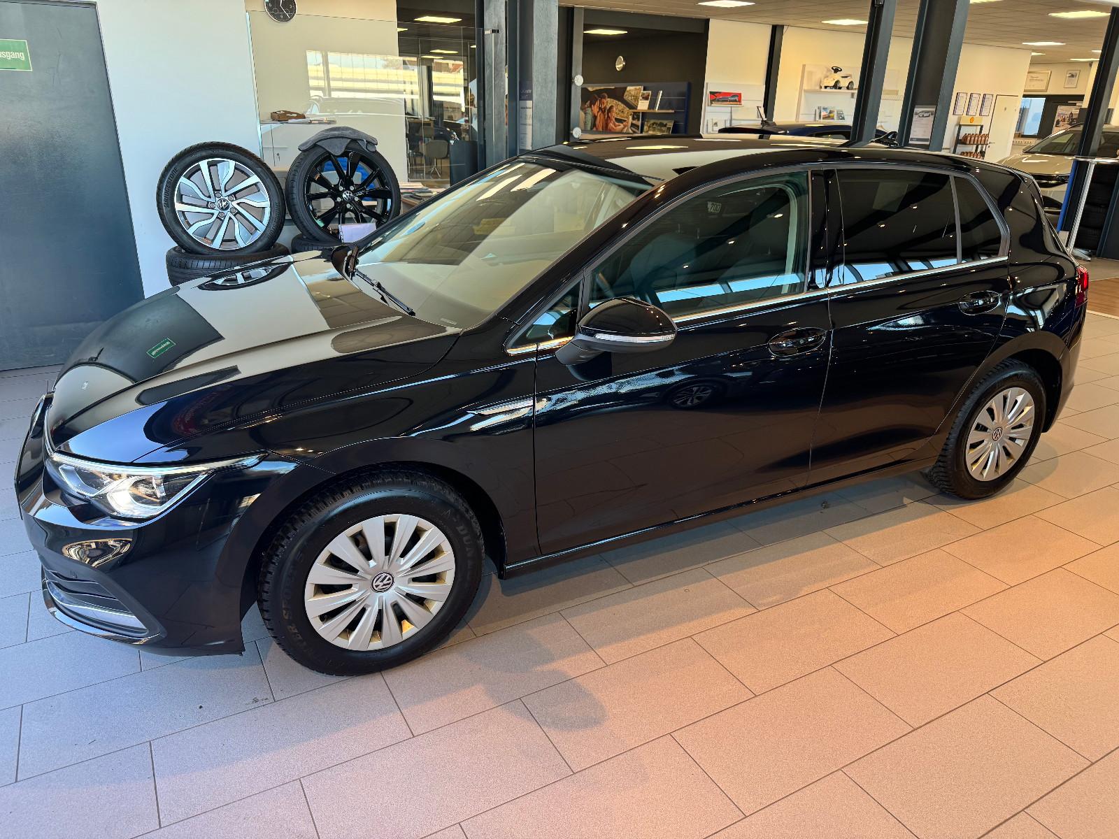 Volkswagen Golf VIII Lim. Style, AGR , Travel Assist,DAB,