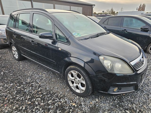 Opel Zafira 2.2 direct Edition