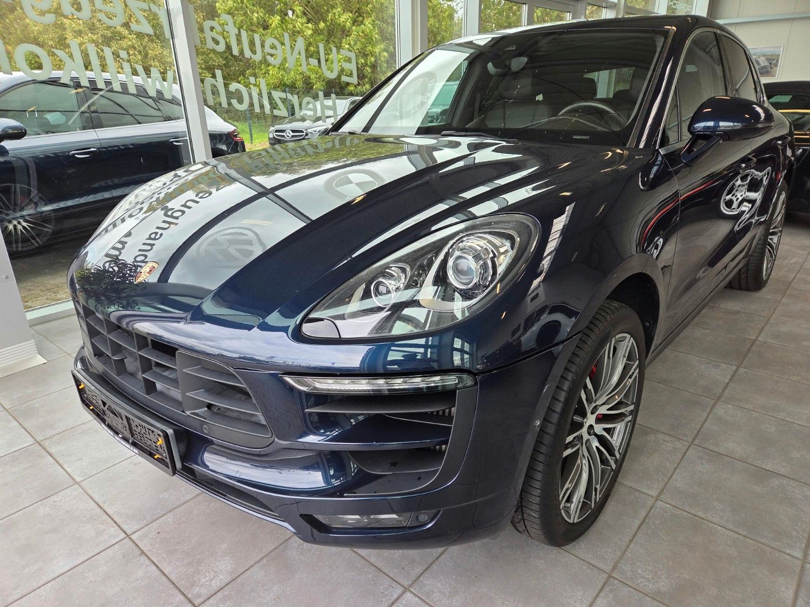 Fahrzeugabbildung Porsche Macan Turbo/Vollaustattung/erst 47000km/1-HD