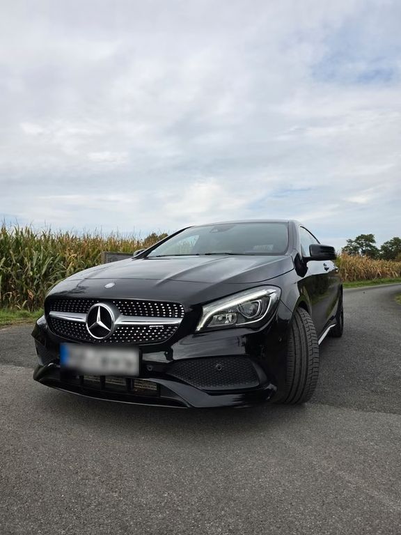 Image of Mercedes-Benz CLA 220 Shooting Brake