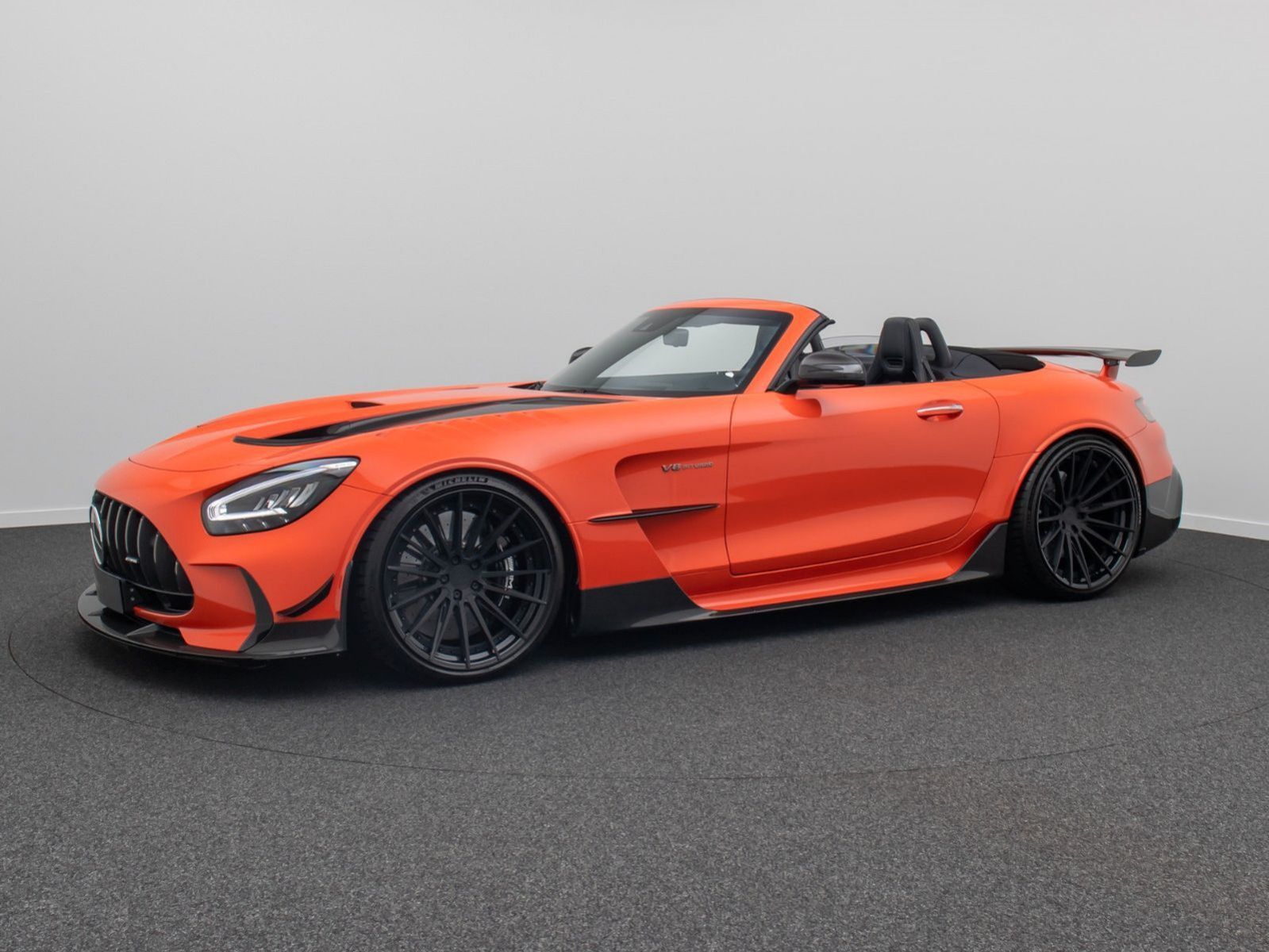 Fahrzeugabbildung Mercedes-Benz AMG GT C AMG GTC 4.0 V8 Black Series 1of1 900PS