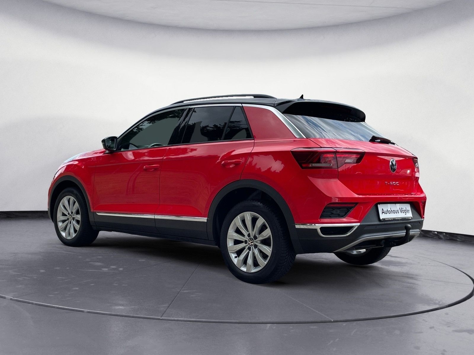 T-ROC Sport 1.5 TSI AHK ACC Navi über App Pano